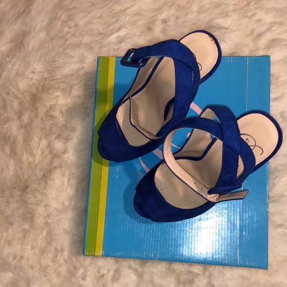 DELICIOUS PEEP TOE STILETTOS - Picture 5 of 16